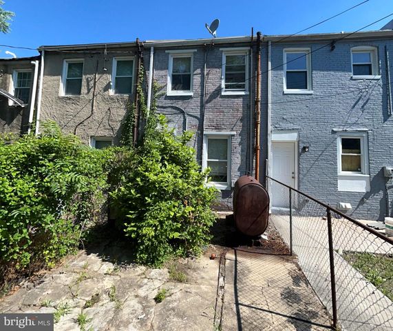 2123 W LEXINGTON ST, Baltimore, MD 21223