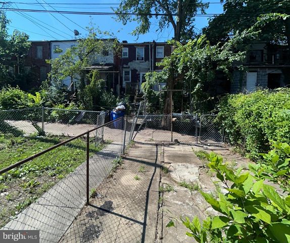 2123 W LEXINGTON ST, Baltimore, MD 21223