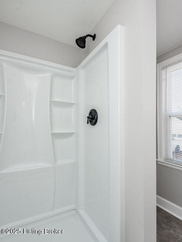 1516 Larchmont Ave, Louisville, KY 40215