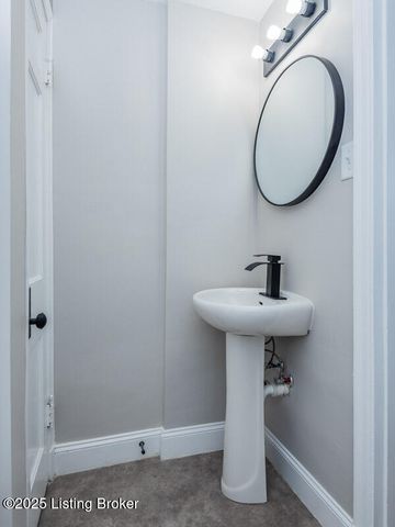 1516 Larchmont Ave, Louisville, KY 40215