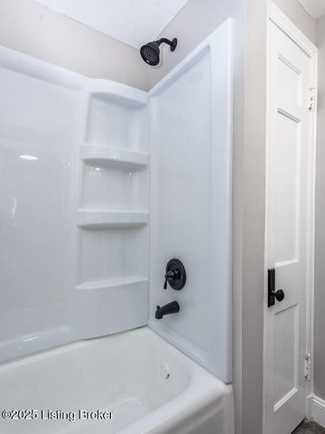 1516 Larchmont Ave, Louisville, KY 40215