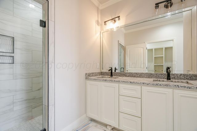 1734 Northridge Street, Dumas, TX 79029