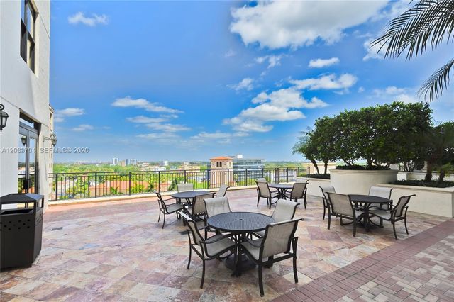 888 S Douglas Rd 910, Coral Gables, FL 33134