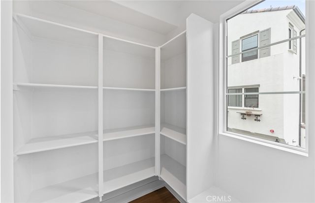 104 Kimberwick Court, Burbank, CA 91506