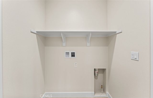 104 Kimberwick Court, Burbank, CA 91506