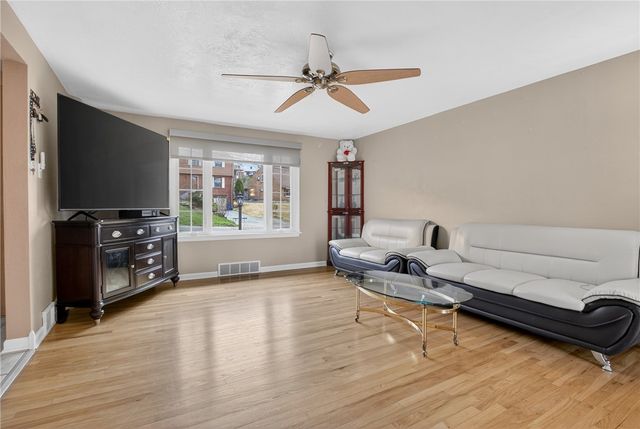 455 Grace St, Baldwin Boro, PA 15236