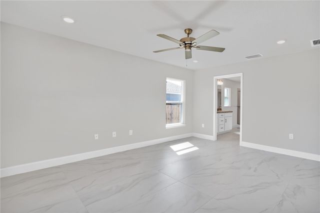 170 Spring Valley Avenue, Sebastian, FL 32958