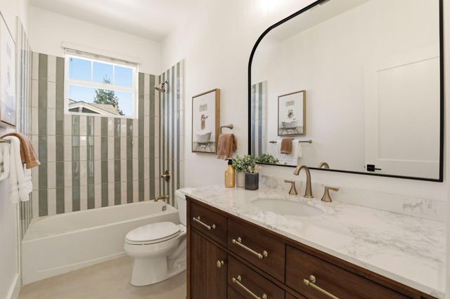 211 Woodland Court, Livermore, CA 94550