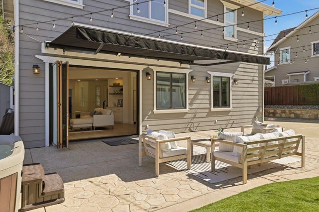 211 Woodland Court, Livermore, CA 94550