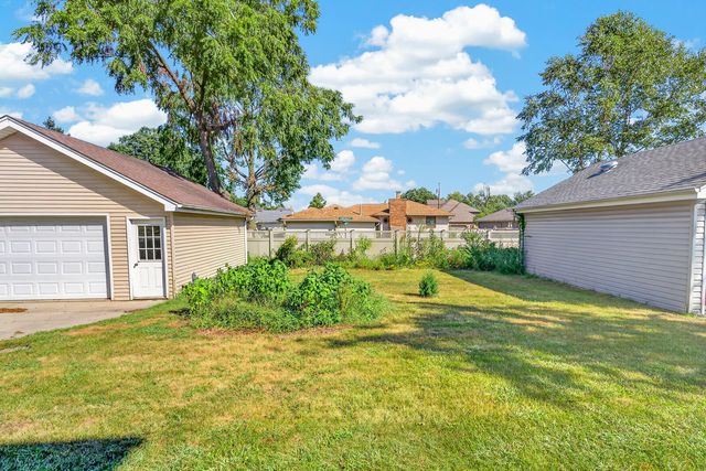 1627 Ridge Road, Munster, IN 46321