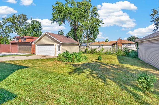 1627 Ridge Road, Munster, IN 46321