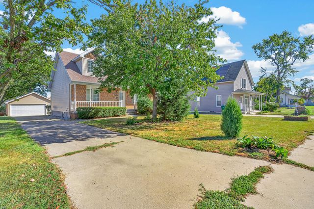 1627 Ridge Road, Munster, IN 46321
