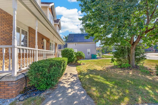 1627 Ridge Road, Munster, IN 46321