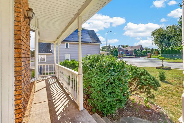 1627 Ridge Road, Munster, IN 46321