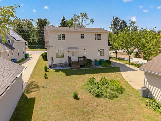 1627 Ridge Road, Munster, IN 46321