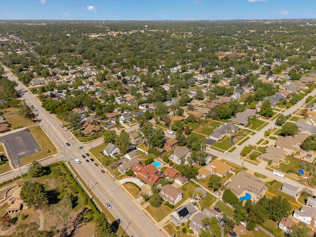1627 Ridge Road, Munster, IN 46321
