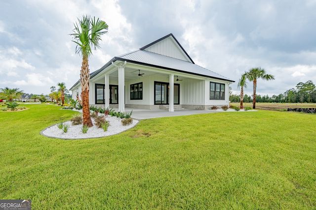 104 Presley Rose Drive, Kingsland, GA 31548