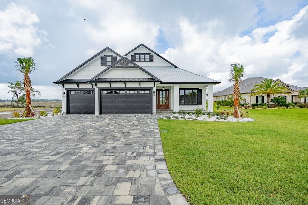 104 Presley Rose Drive, Kingsland, GA 31548