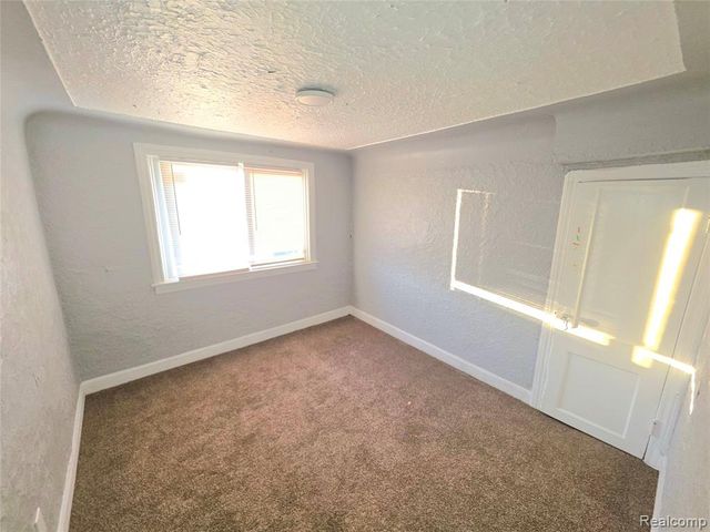 15786 Cruse Street, Detroit, MI 48227