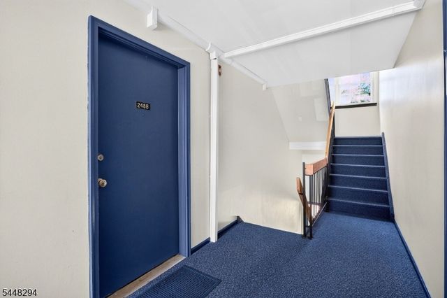 248 Alpine Way B, Woodbridge Twp., NJ 07095