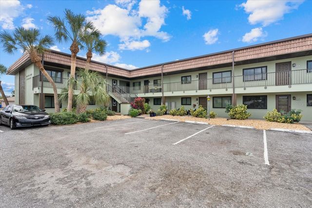 1258 BARBARA DRIVE 105, Venice, FL 34285