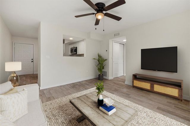 1258 BARBARA DRIVE 105, Venice, FL 34285