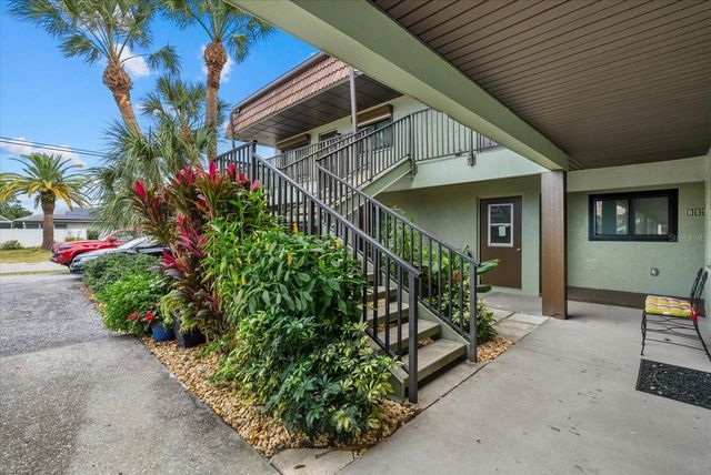 1258 BARBARA DRIVE 105, Venice, FL 34285