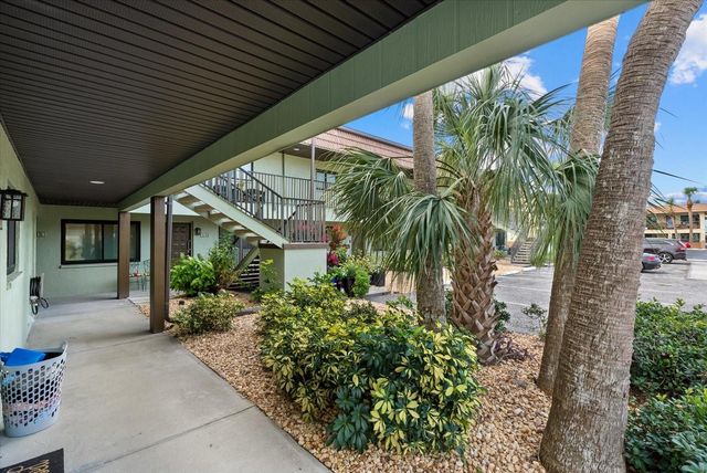 1258 BARBARA DRIVE 105, Venice, FL 34285