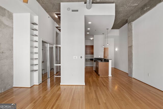 943 Peachtree Street NE 2009, Atlanta, GA 30309