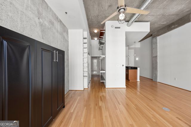 943 Peachtree Street NE 2009, Atlanta, GA 30309