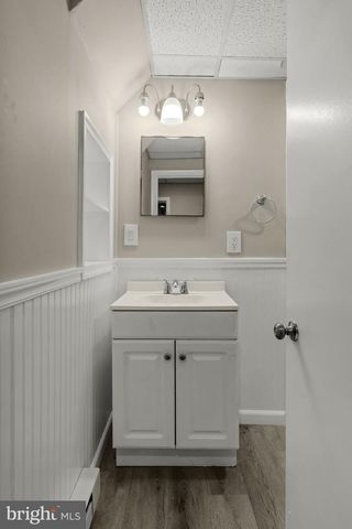 123 W MAIN ST, Hershey, PA 17033