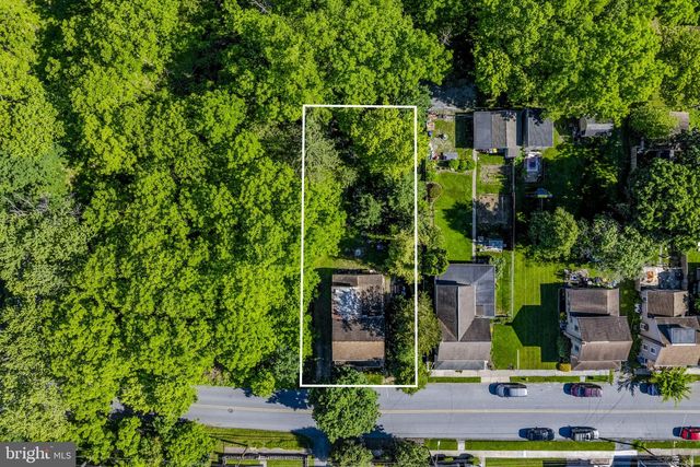 123 W MAIN ST, Hershey, PA 17033