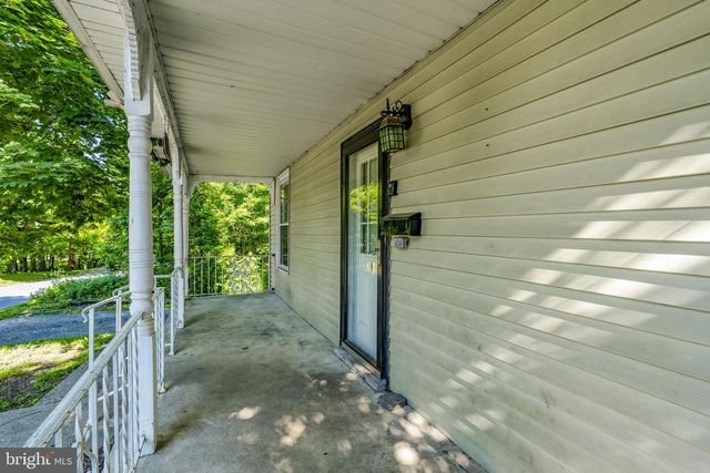 123 W MAIN ST, Hershey, PA 17033