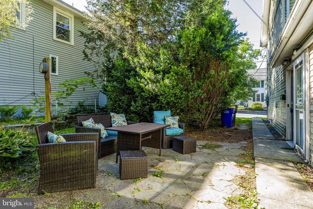 123 W MAIN ST, Hershey, PA 17033
