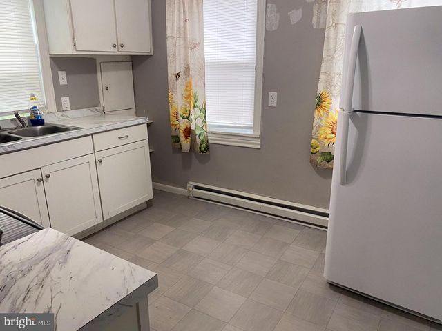 123 W MAIN ST, Hershey, PA 17033