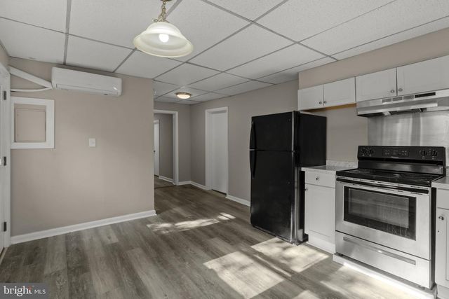 123 W MAIN ST, Hershey, PA 17033