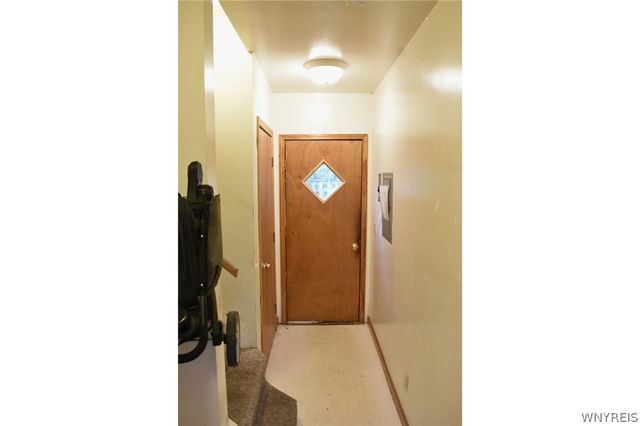 31 Elkhart Street, Lackawanna, NY 14218