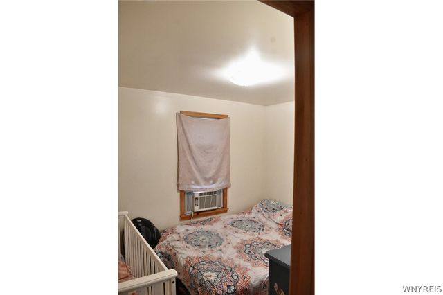 31 Elkhart Street, Lackawanna, NY 14218
