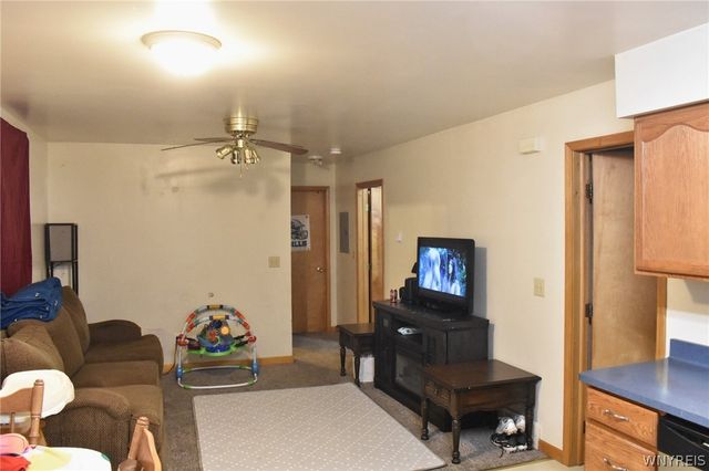 31 Elkhart Street, Lackawanna, NY 14218