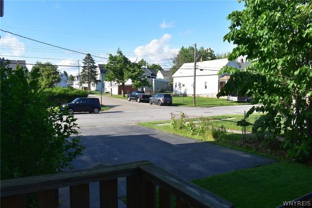31 Elkhart Street, Lackawanna, NY 14218