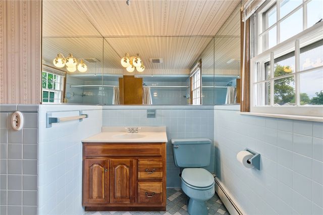 43 Isabella Avenue, Providence, RI 02908