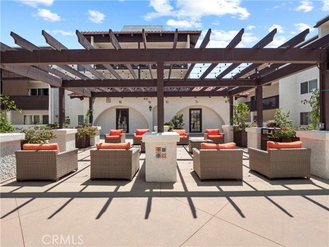 5334 Lindley Avenue 125, Encino (los Angeles), CA 91316