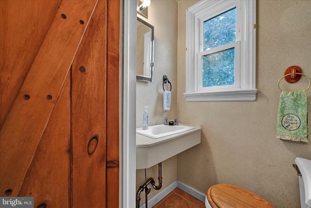 526 ARGYLE RD, Drexel Hill, PA 19026