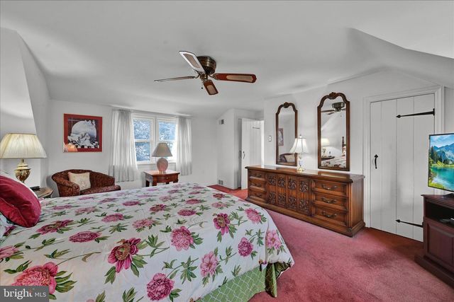 526 ARGYLE RD, Drexel Hill, PA 19026