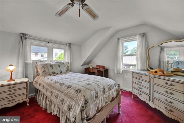 526 ARGYLE RD, Drexel Hill, PA 19026