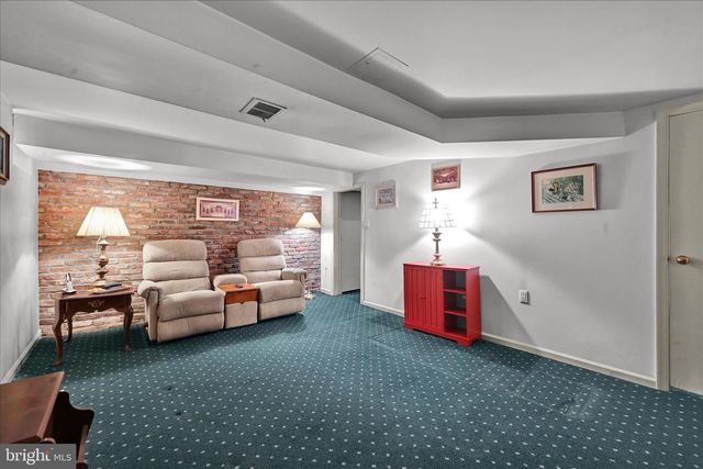 526 ARGYLE RD, Drexel Hill, PA 19026