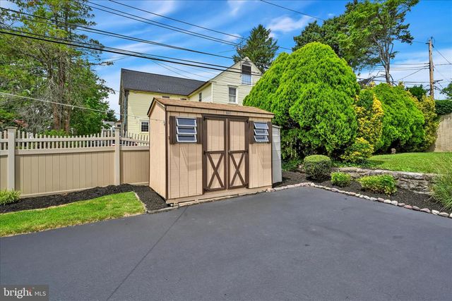 526 ARGYLE RD, Drexel Hill, PA 19026