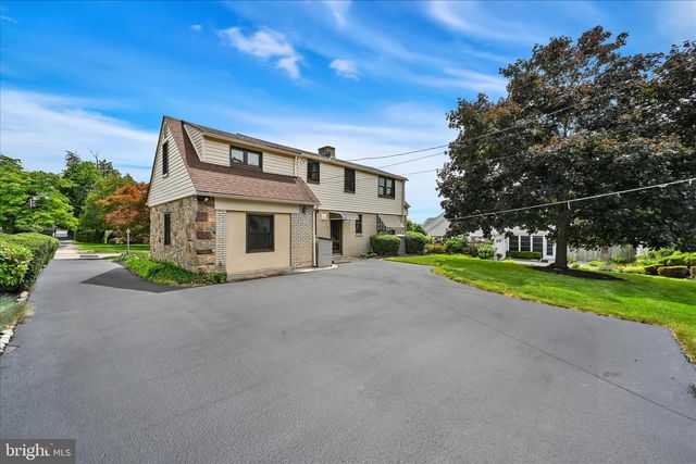 526 ARGYLE RD, Drexel Hill, PA 19026