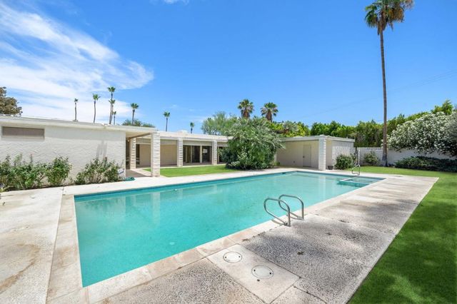 72828 Joshua Tree Street, Palm Desert, CA 92260