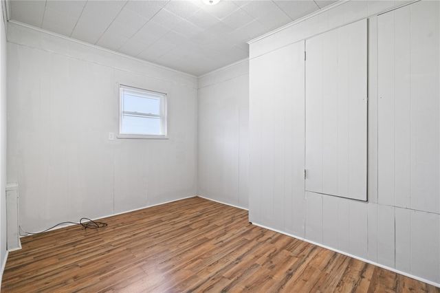 200 Moye Pl, Mt Oliver, PA 15210